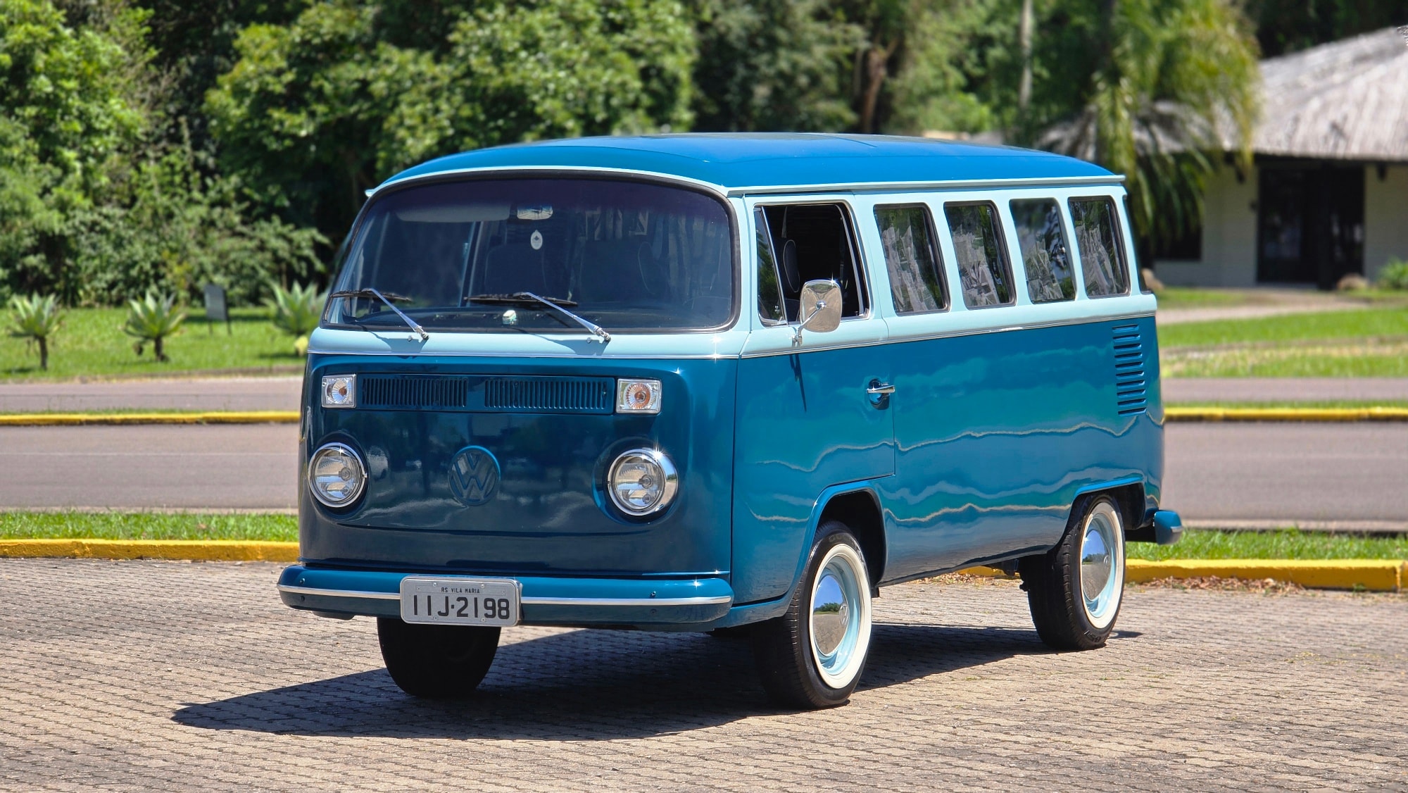 575108796_1243477541147736_2284999484905369265_n