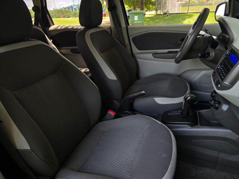 587733410_1260638152765008_8997573613595585500_n